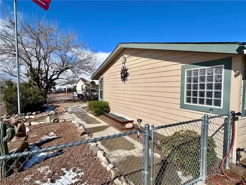 3625 E Lark Ln, Kingman, AZ 86409 photo 7