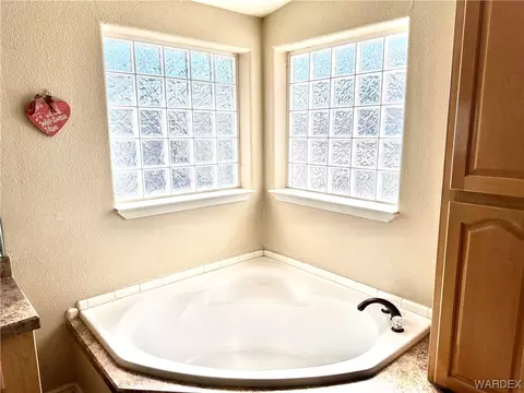 3625 E Lark Ln, Kingman, AZ 86409 photo 28