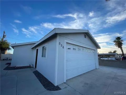 556 Harbor Dr, Bullhead City, AZ 86442