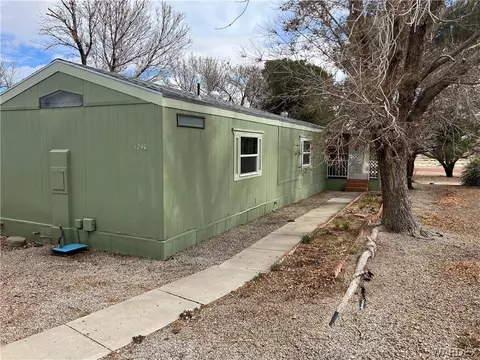 1240 E Birch Dr, Kingman, AZ 86409 photo 2