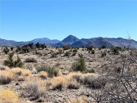 14835 E Dry Creek Trl, Kingman, AZ 86401