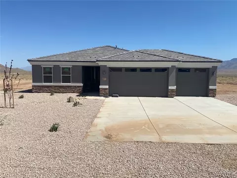 8911 E Arches Dr, Kingman, AZ 86401 photo 2