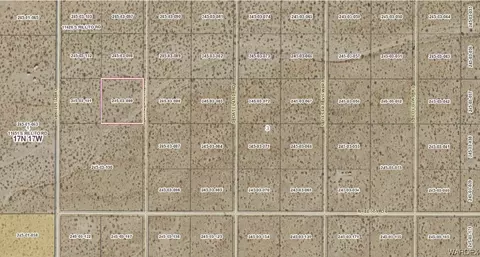 11687 S Date Creek Rd, Yucca, AZ 86438