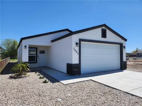 2042 Gregg Ln, Bullhead City, AZ 86442
