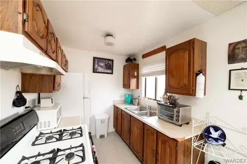 2304 E Jagerson Ave, Kingman, AZ 86409 photo 9