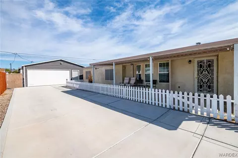 5944 S Gazelle Dr, Fort Mohave, AZ 86426