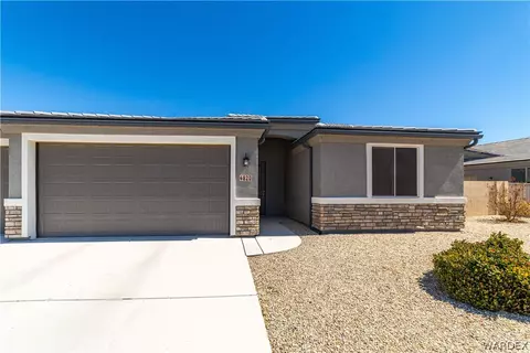 4820 N Neal Ranch Rd, Kingman, AZ 86401