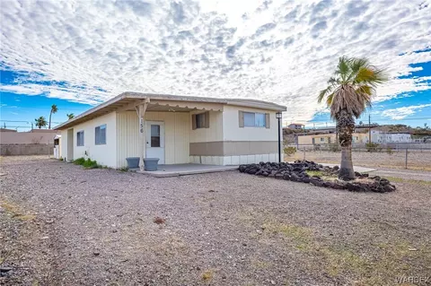 156 Palm Ave, Bullhead City, AZ 86429