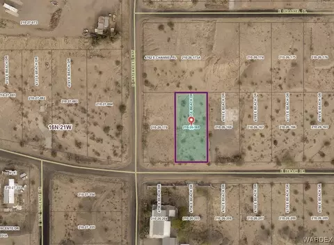 4757 E Beach Dr, Topock, AZ 86436