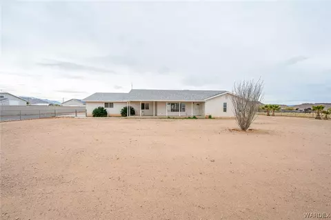 3140 W Mcconnico Rd, Golden Valley, AZ 86413