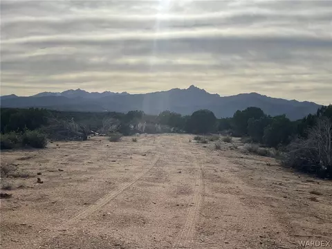 2760 S Meerkat Ave, Kingman, AZ 86401 photo 2