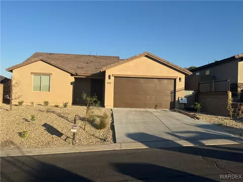 3221 Secret Pass Canyon Dr, Bullhead City, AZ 86429