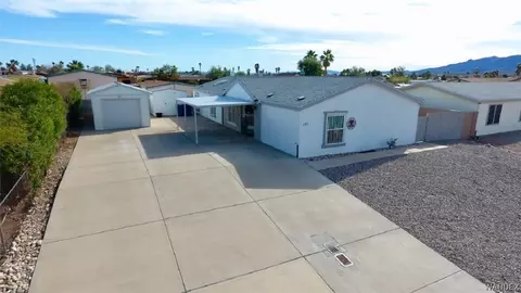 682 Stahlman Dr, Bullhead City, AZ 86442