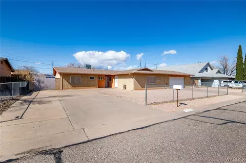 2515 Boulder Ave, Kingman, AZ 86401