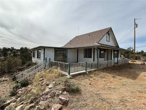 10690 E Lan Dr, Kingman, AZ 86401