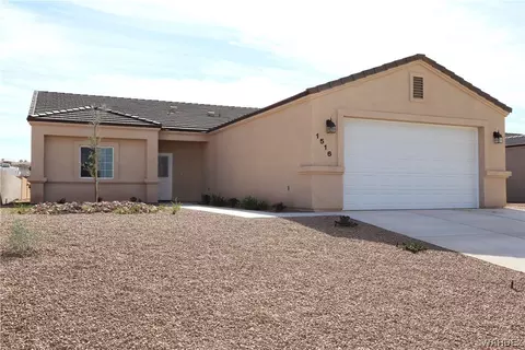 1516 Kyle Ave, Bullhead City, AZ 86442