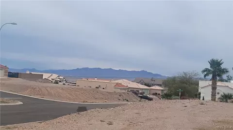 2561 N Ridge Ave, Bullhead City, AZ 86429