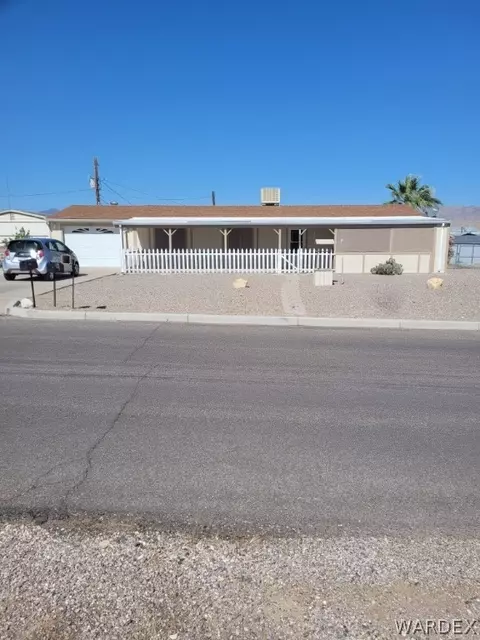 1705 Mesa Vista Dr, Bullhead City, AZ 86442