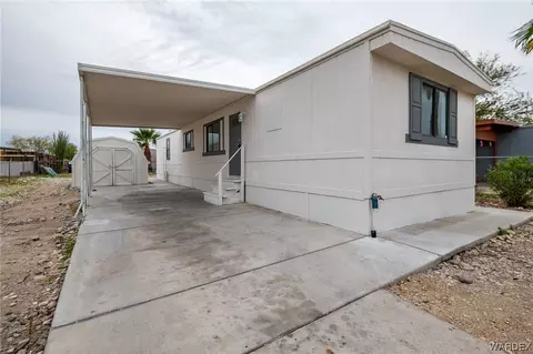 848 Holly St, Bullhead City, AZ 86442