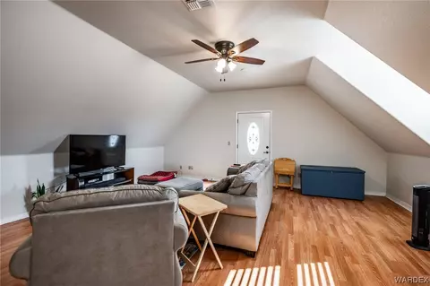 Living - 9577 E Jc Ranch Rd, Kingman, AZ 86401 photo 4 of 6