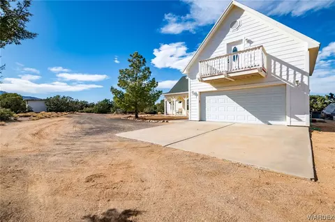 Exterior - 9577 E Jc Ranch Rd, Kingman, AZ 86401 photo 2 of 16