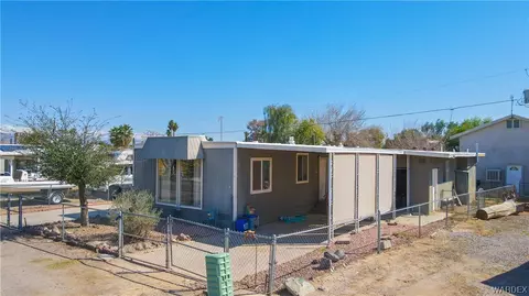 608 E Clearview Dr, Mohave Valley, AZ 86440