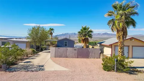 2327 W Riverview Cir, Bullhead City, AZ 86442