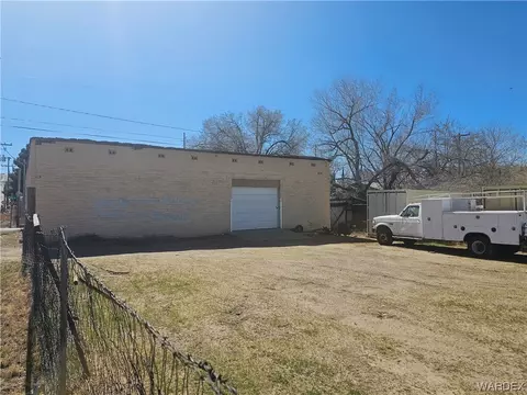 428 Park St, Kingman, AZ 86401