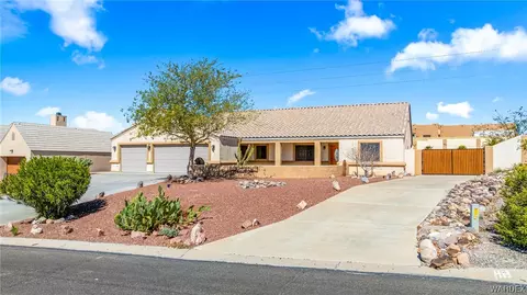 3475 Florence Ave, Bullhead City, AZ 86429