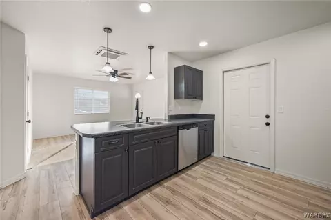Kitchen - 2755 E Devlin Ave, Kingman, AZ 86409 photo 2 of 4
