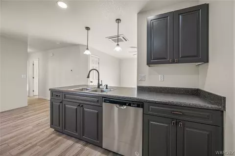 Kitchen - 2755 E Devlin Ave, Kingman, AZ 86409 photo 3 of 4