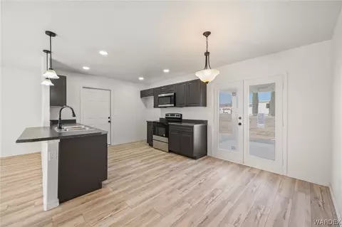 Kitchen - 2755 E Devlin Ave, Kingman, AZ 86409 photo 1 of 4