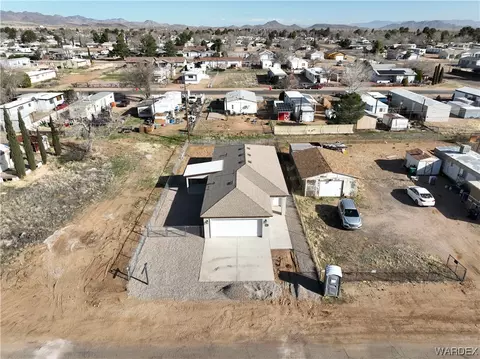 View/Area - 2755 E Devlin Ave, Kingman, AZ 86409 photo 1 of 17