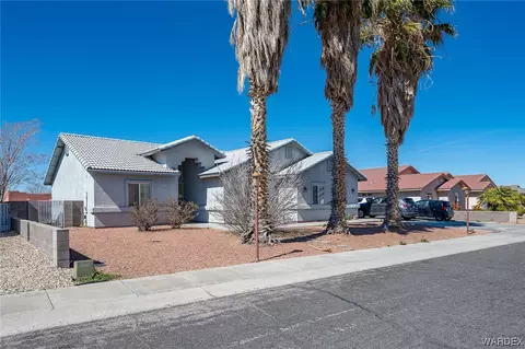 2401 Wildflower St, Kingman, AZ 86401