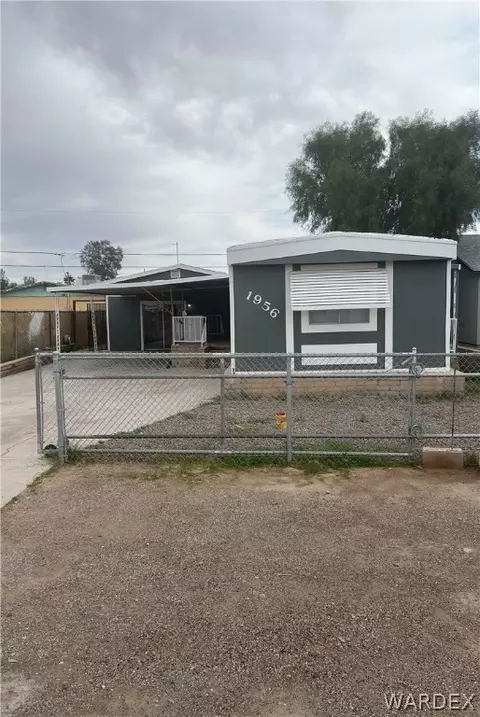 1956 E Riverbend Cir, Bullhead City, AZ 86442