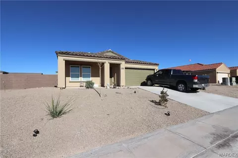 6590 S Mystic Ave, Mohave Valley, AZ 86440