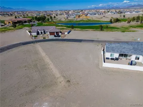 2350 E Calle Toledo, Fort Mohave, AZ 86426