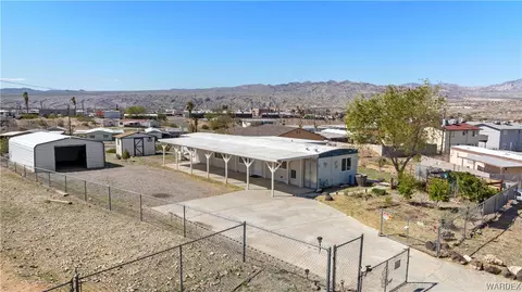 1611 Monte Vista Dr, Bullhead City, AZ 86442