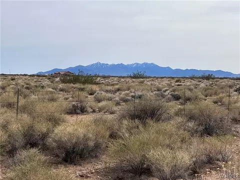 7812 E Devils Arch Dr, Kingman, AZ 86401 photo 3