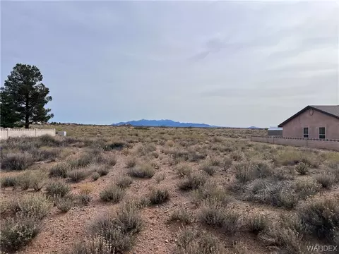 7812 E Devils Arch Dr, Kingman, AZ 86401