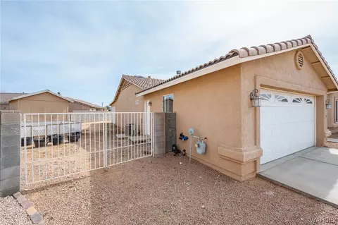 Exterior - 3928 E Snavely Plz, Kingman, AZ 86409 photo 14 of 18