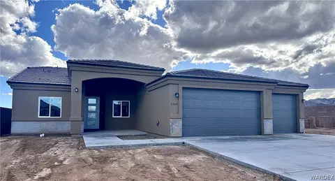 5361 N Prairie Heights Dr, Kingman, AZ 86409