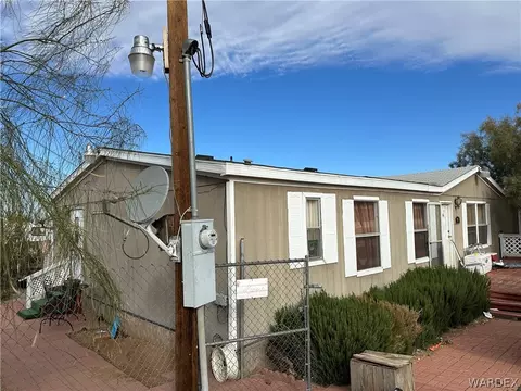 707 S Heber Rd, Golden Valley, AZ 86413