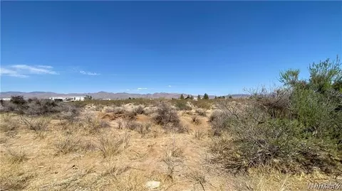039 N Santa Cruz Rd # A, Golden Valley, AZ 86413