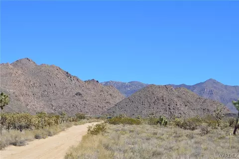 Tbd E Margaret Drive, Yucca, AZ 86438