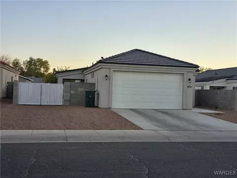 2422 Louise Ave, Kingman, AZ 86401