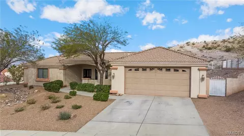 2891 Desert Heights Dr, Bullhead City, AZ 86429