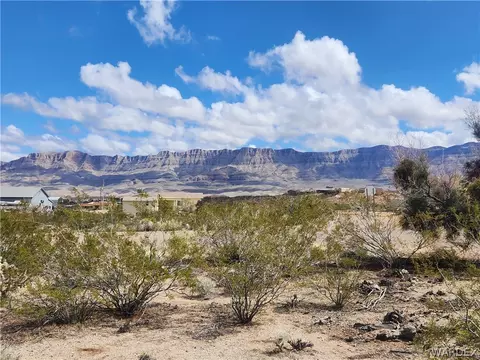 395 E Kolb Dr, Meadview, AZ 86444