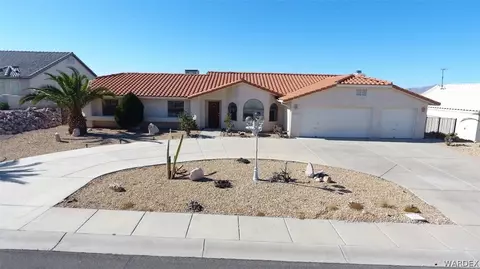 837 E Warren Rd, Bullhead City, AZ 86429
