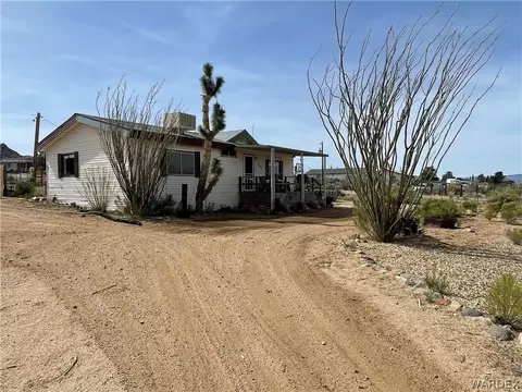 8650 Western Dr, Kingman, AZ 86401